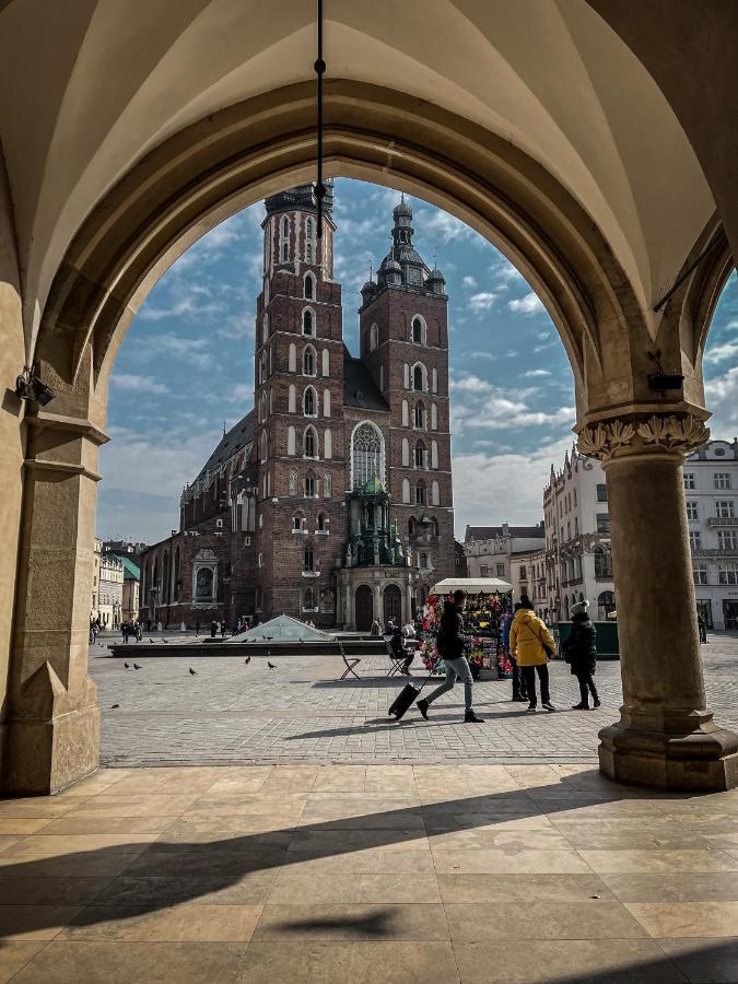 Hotel H12**** Cracovia Exterior foto