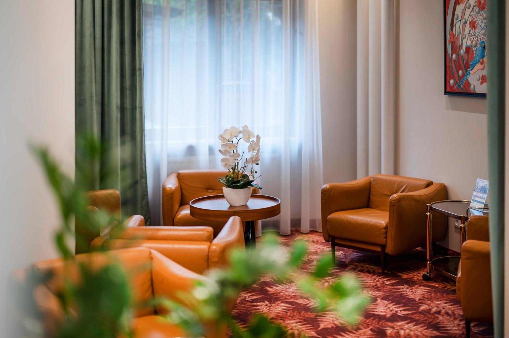 Hotel H12**** Cracovia Exterior foto