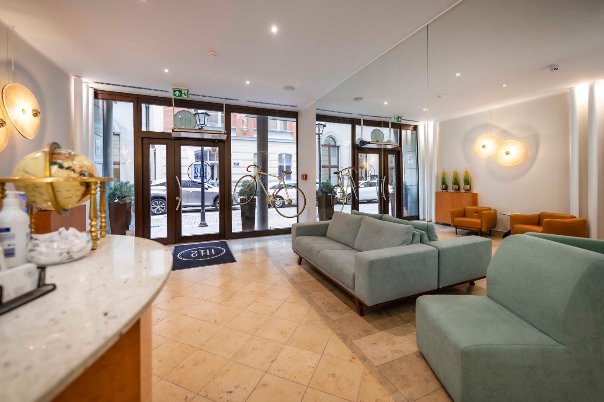 Hotel H12**** Cracovia Exterior foto